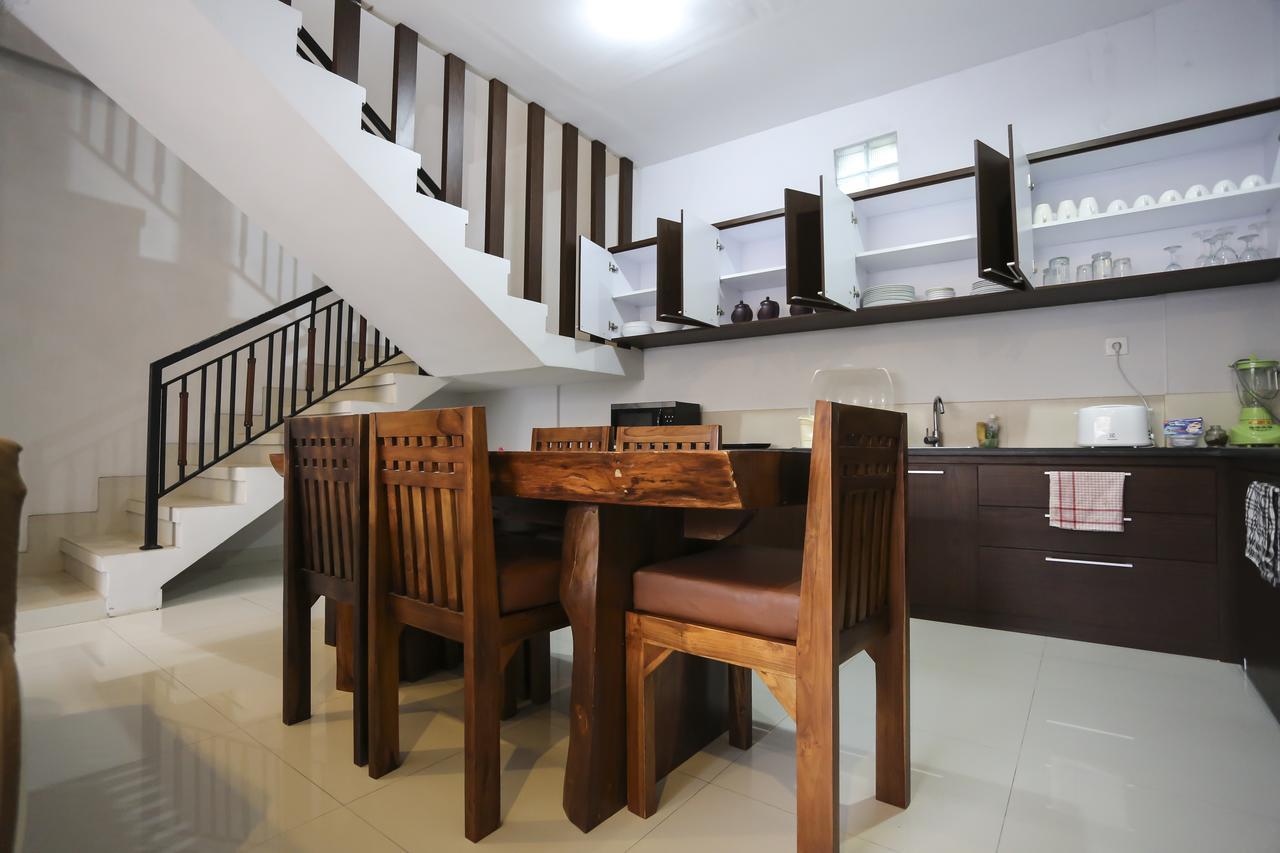 Nyoman Villa Sanur Exteriör bild